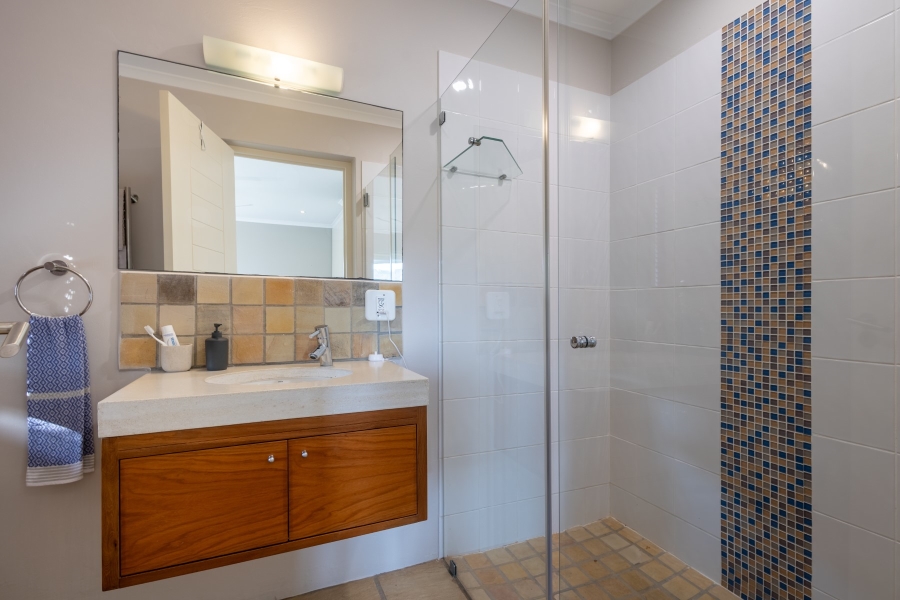 4 Bedroom Property for Sale in Whale Rock Beach Western Cape